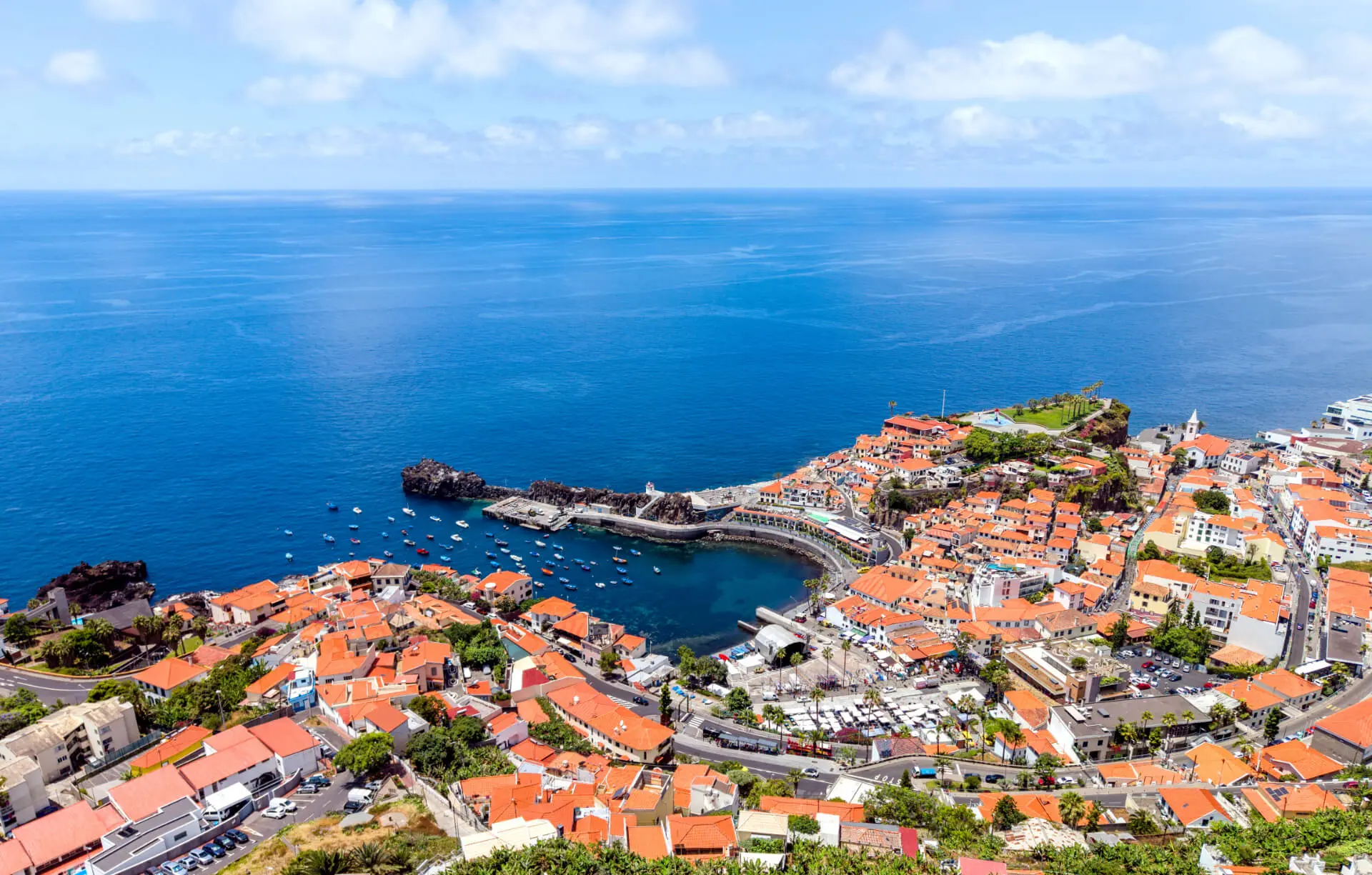 Baia de Câmara de Lobos